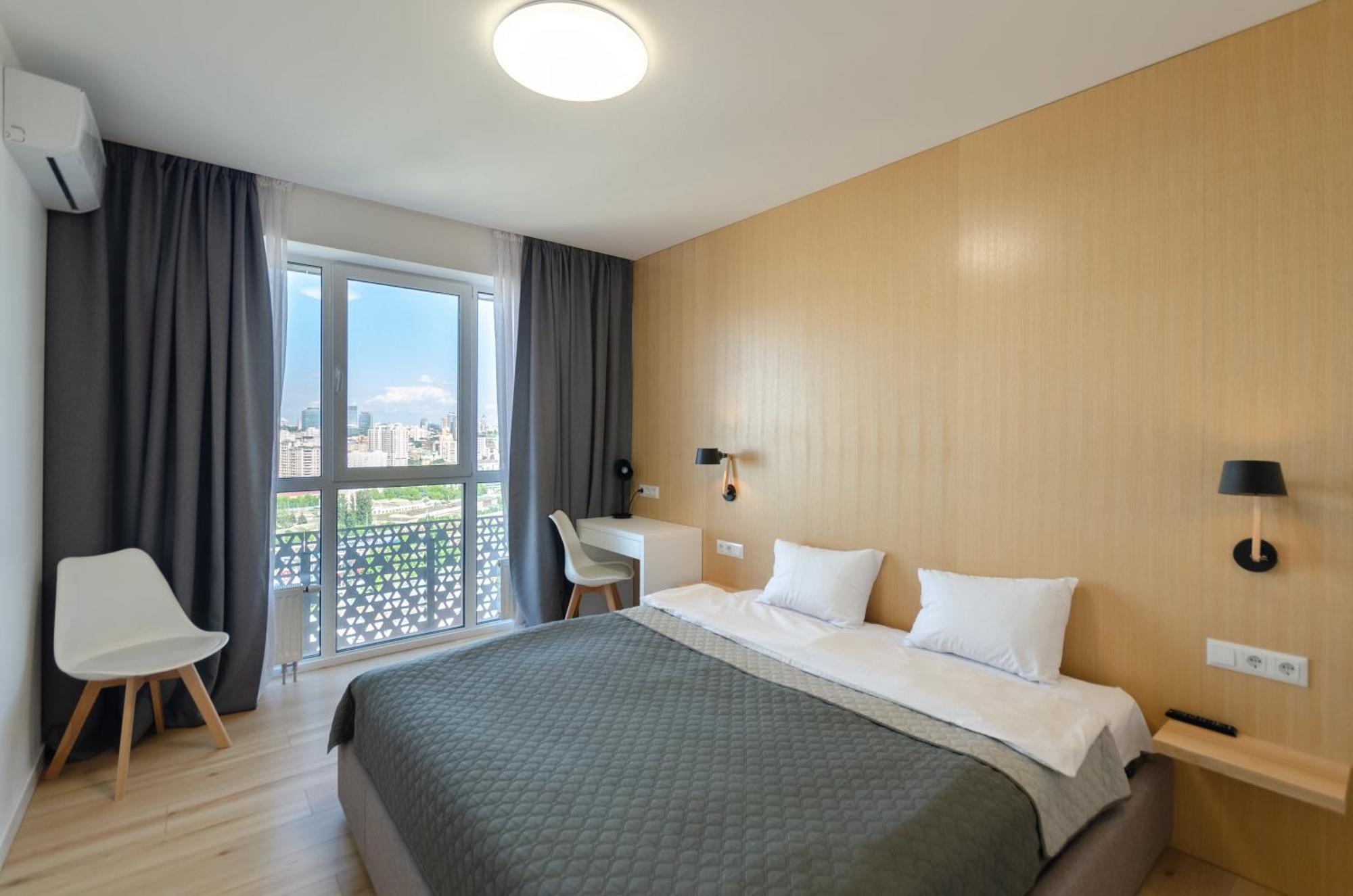 Petrovdom 205-206 Panoramic City View Apartments At Rc Kvartet, Central Railway Station Kiev Ngoại thất bức ảnh