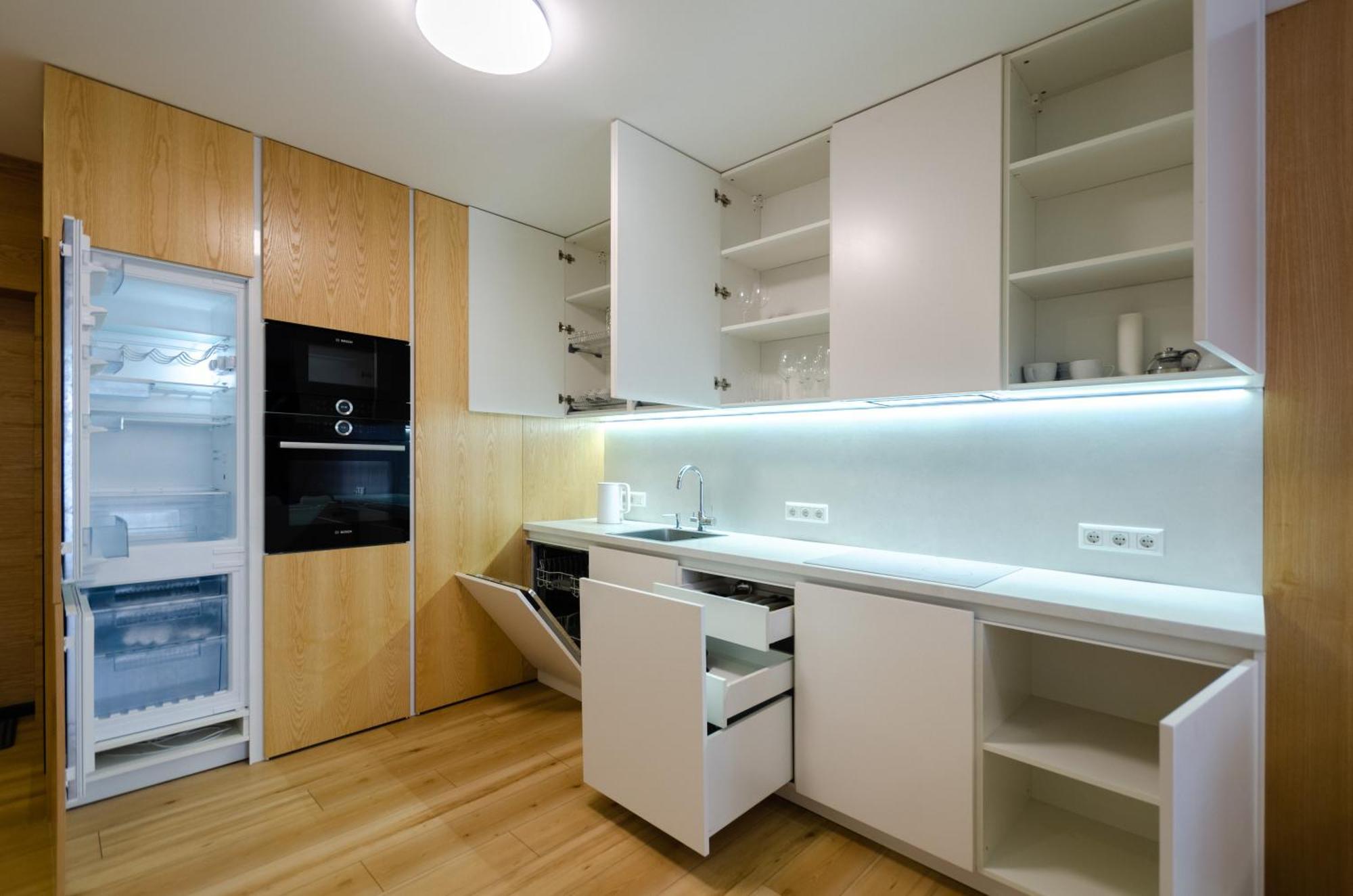 Petrovdom 205-206 Panoramic City View Apartments At Rc Kvartet, Central Railway Station Kiev Ngoại thất bức ảnh